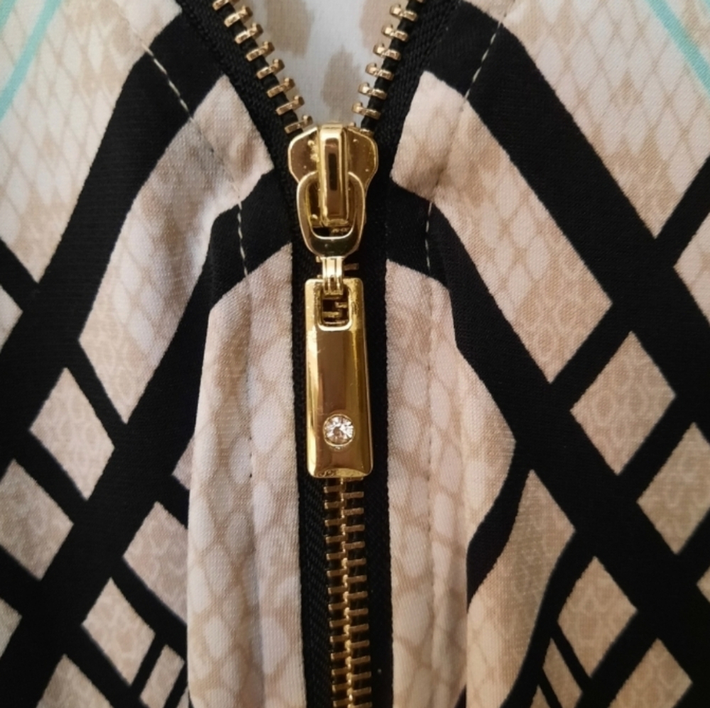 JM Collection zip front tunic - Picture 3 of 9